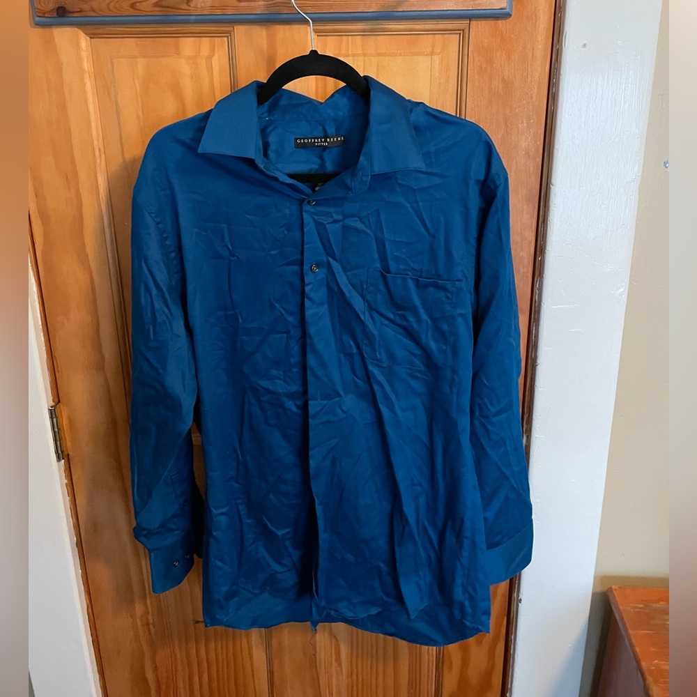 Geoffrey Beene long sleeve dress shirt. Large fitting